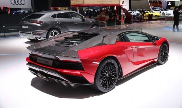 Lamborghini Aventador S Carbon parts