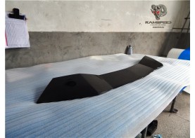 Lamborghini Aventador LP700 / L720 OEM Carbon fiber Rear Trunk Spoiler Lamborghini Aventador LP700 / L720 OEM Carbon fiber Rear Trunk Spoiler