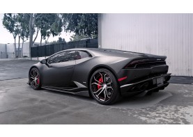 Lamborghini Huracan Carbon Fiber Performance parts package 