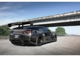 Nissan GT-R GT1-style body kit