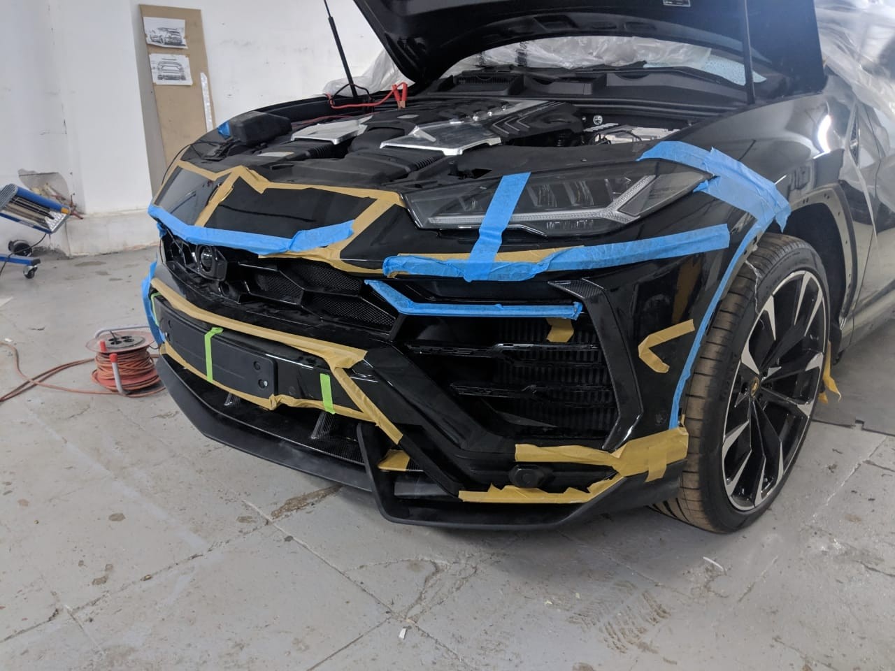 URUS Carbon parts