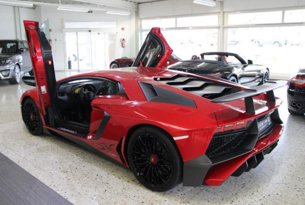 LAMBORGHINI-Aventador-LP 750-4 SV-Superveloce- carbon-body-kit (4)