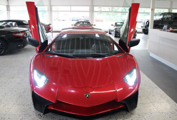 LAMBORGHINI-Aventador-LP 750-4 SV-Superveloce- carbon-body-kit (6)