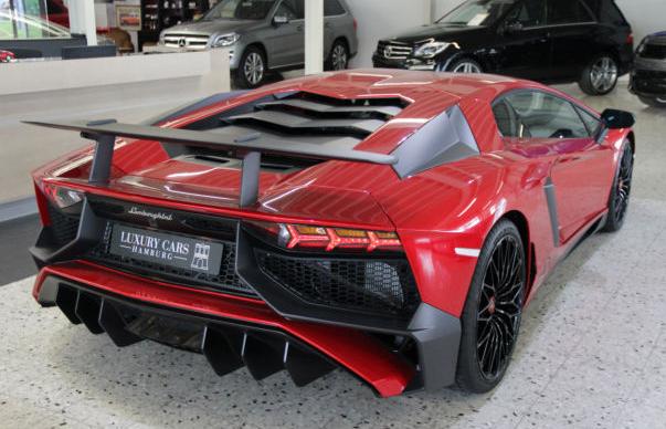 LAMBORGHINI-Aventador-LP 750-4 SV-Superveloce- carbon-body-kit (7)